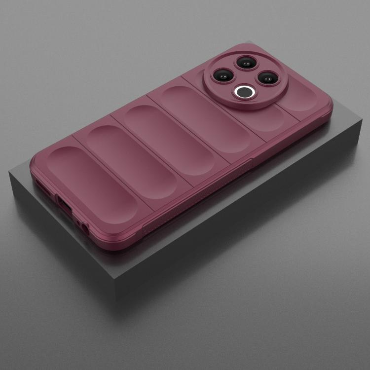 Funda TPU + Franela Tecno Spark 30 Pro Protección Mágica Global (Rojo Vino)