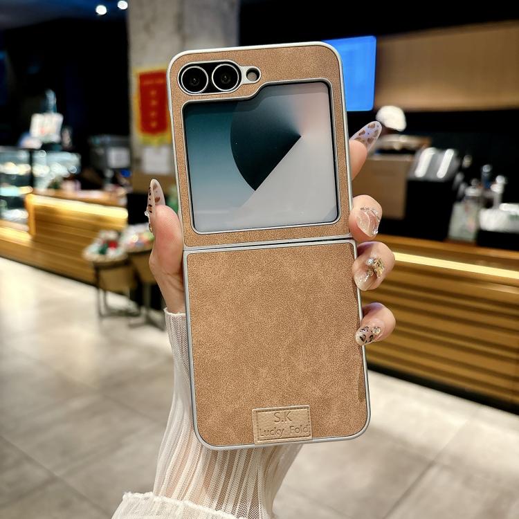 Funda de piel de cordero y corcho para Samsung Galaxy Z Flip6 5G, color marrón (borde plateado)