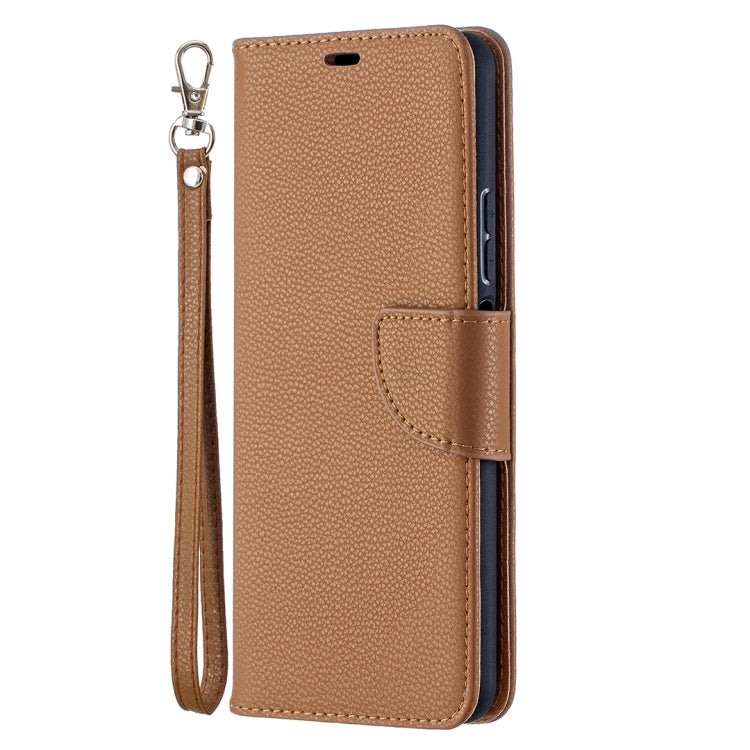 Para Huawei P Smart 2021 / Y7A Litchi Texture Color Pure Horizontal Flip PU Funda de cuero con soporte y tragamonedas de tarjetas y billetera y cordón (marrón)