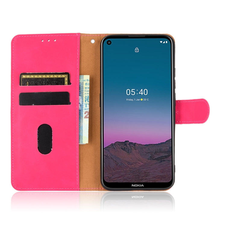 Para Nokia 5.4 Estuche de cuero PU con textura de piel de becerro abatible horizontal con hebilla magnética de color sólido con soporte, ranuras para tarjetas y billetera (rosa roja)