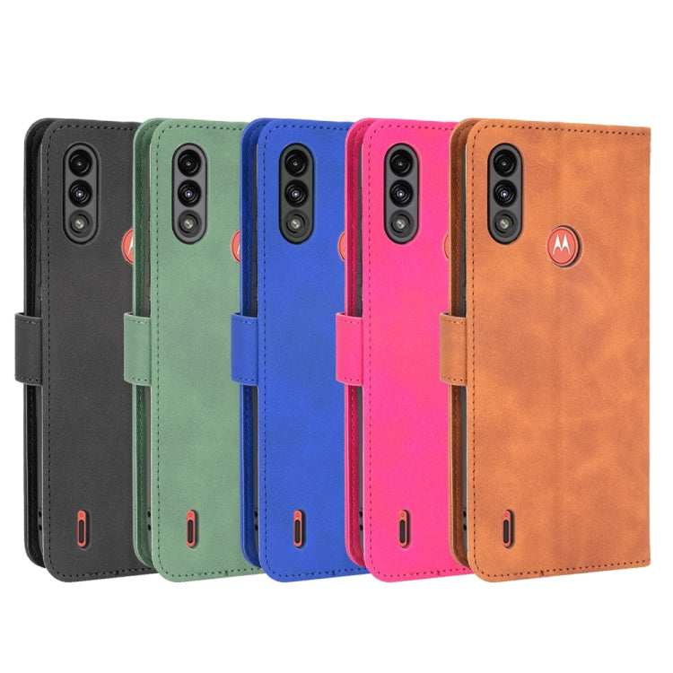 Para Motorola Moto E7 Power Color Sólido Siente Siente Hebilla Magnética Caja de cuero de la PU de la textura de la textura PU con el soporte y las tragamonedas y la cartera (marrón)