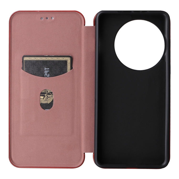 Funda de Cuero con Tapa y Textura de Fibra de Carbono para OnePlus 13 (Marrón)