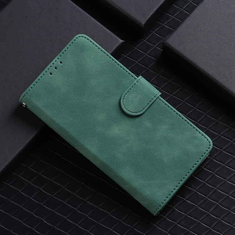 Funda de Cuero para Huawei Nova 13 Pro con Tapa Magnética y Tacto Sedoso (Verde)