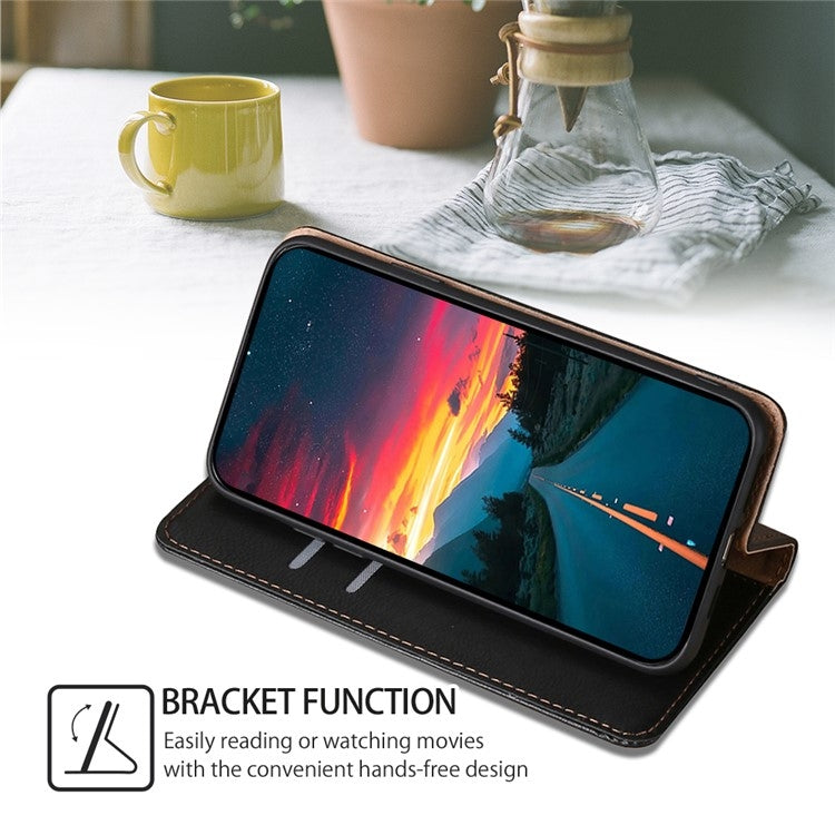 Funda de Cuero Magnética para Teléfono Itel P65 con Acabado Brillante (Negro)