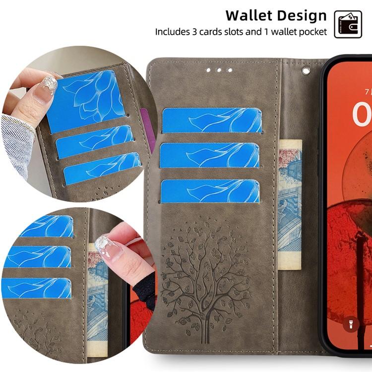 Funda de piel con relieve de árbol y ciervo para Samsung Galaxy F06 5G (gris)