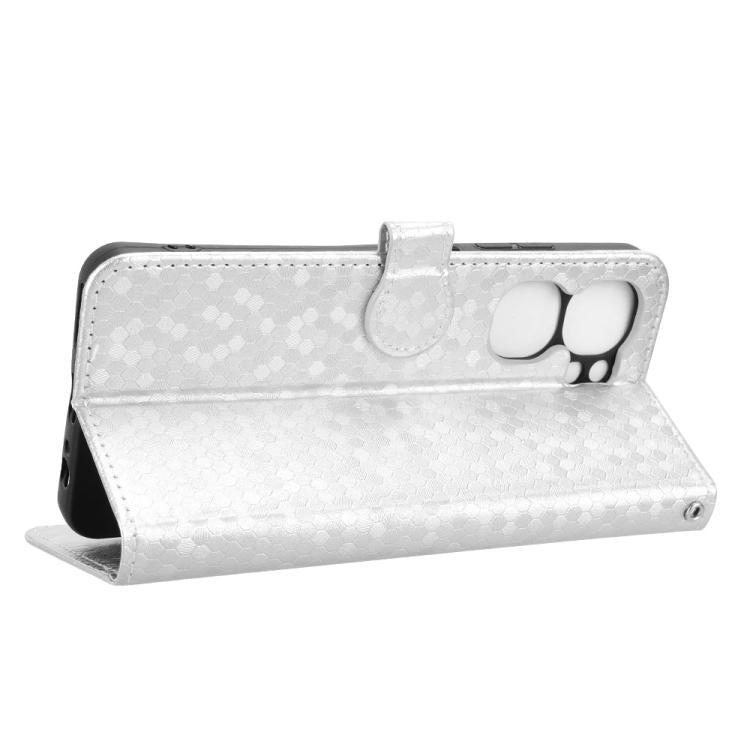 Funda de Cuero con Textura de Puntos Panal para Oukitel C58 y C58 Pro (Plateada)