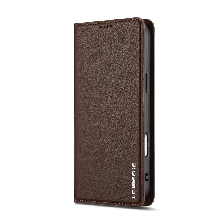 Funda de PU con textura fina esmerilada para iPhone 17 Pro LC.IMEEKE L1 Series (marrón)