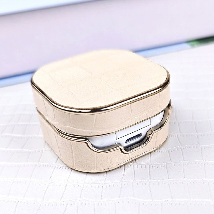 Estuche Protector Cuero Textura Cocodrilo para Auriculares Samsung Galaxy Buds2/2 Pro con Pulsera (Blanco)