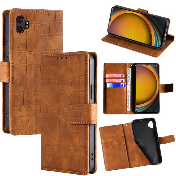Funda de piel con cierre magnético y diseño de cocodrilo para Samsung Galaxy Xcover 7 Pro 5G (marrón)