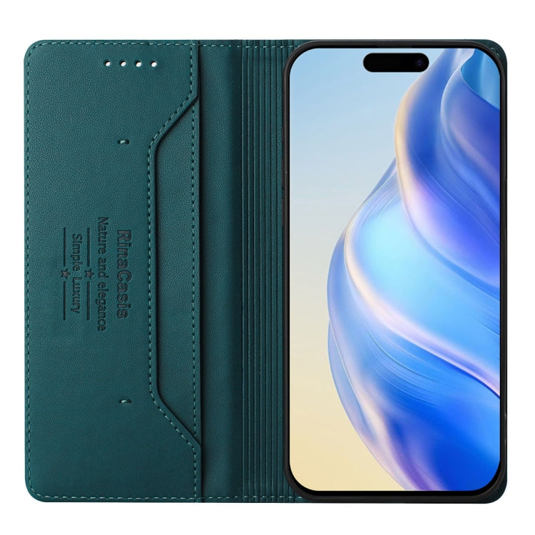 Funda de Cuero Rc01 para iPhone 15 Pro Max con Doble Pliegue y Succión Magnética (Verde Oscuro)