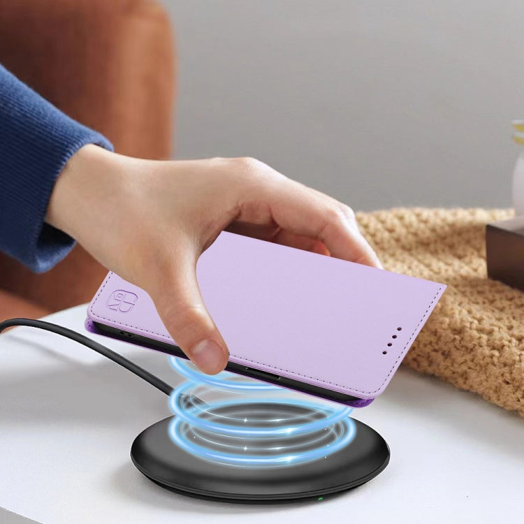 Funda de Cuero con Doble Pliegue y Succión Magnética para OnePlus Ace 2 Pro Rc01 (Morado Claro)