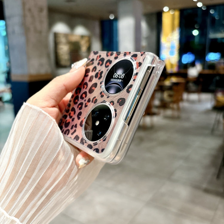 Funda para Teléfono Huawei Pocket 2 con Diseño de Leopardo y Plumas y Pulsera Integrada (Marrón)
