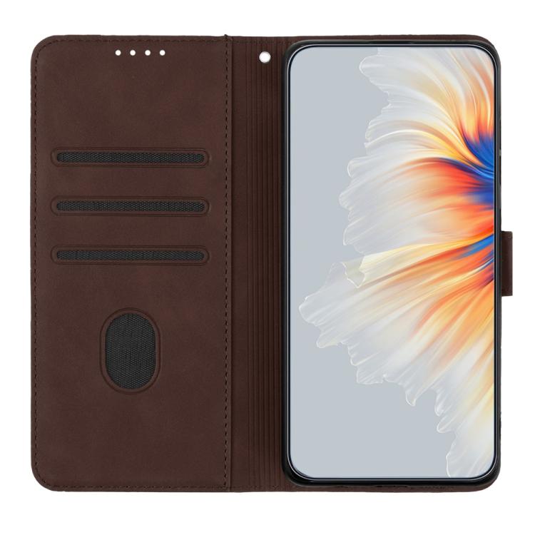 Funda de Piel para Teléfono Itel S25 con Diseño de Corazón (Marrón)