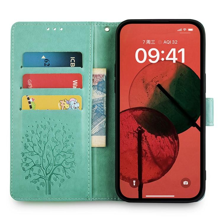 Funda de piel con relieve de árbol y ciervo para Redmi Note 14S 4G (verde)