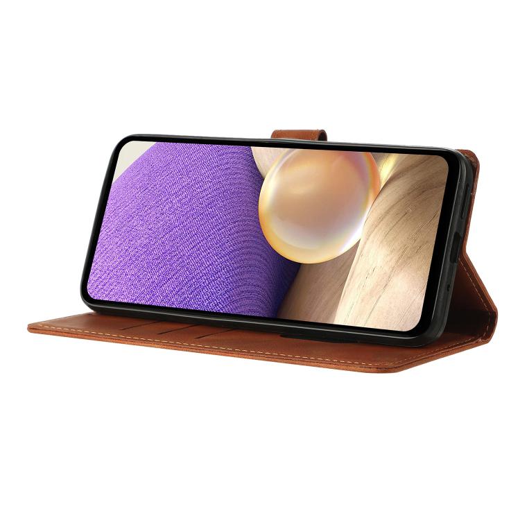 Funda de cuero con relieve de triángulos para Xiaomi Poco M7 Pro 5G (marrón)