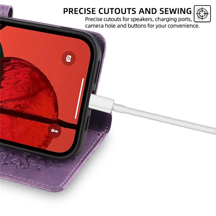 Funda de piel con relieve de árbol y ciervo para Samsung Galaxy S25+ 5G (morada)