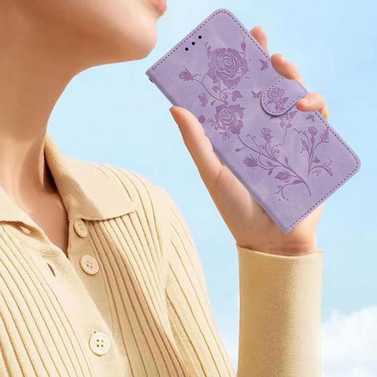 Funda de cuero con estampado de rosas en relieve para Samsung Galaxy S24 5G (morado claro)