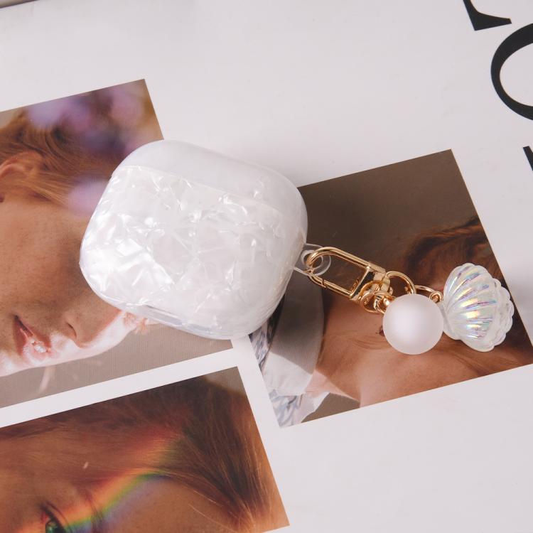 Estuche para auriculares AirPods 3 con textura de perla y hebilla colgante (blanco)