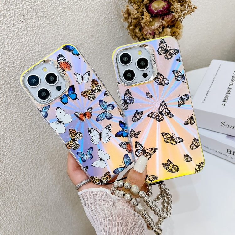 Funda para Teléfono iPhone 15 Mariposa Láser Galvanizada con Correa para Muñeca (Negra) - MOVILSTORE