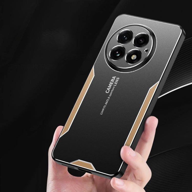 Funda Híbrida Metal y TPU para OnePlus 13 Blade Series (Dorada)
