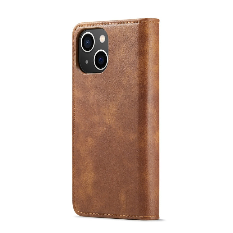 Para iPhone 15 Dg.Ming Funda para Teléfono de Cuero Magnético Desmontable con Textura Crazy Horse (Marrón) - MOVILSTORE