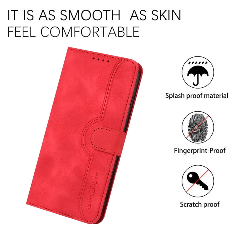Para iPhone 15 Funda de Cuero para Teléfono con Sensación de Piel y Patrón de Corazón (Rojo) - MOVILSTORE