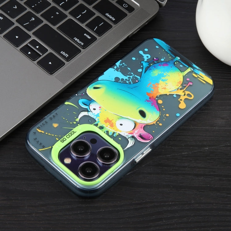 Para iPhone 15 Patrón de Animales Serie de Pintura al Óleo PC + Estuche para Teléfono TPU (Perro de Motocicleta) - MOVILSTORE