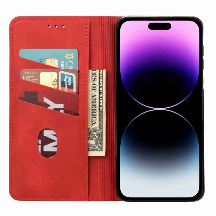 Para iPhone 15 Skin Feel Splicing Funda de Cuero para Teléfono (Rojo) - MOVILSTORE